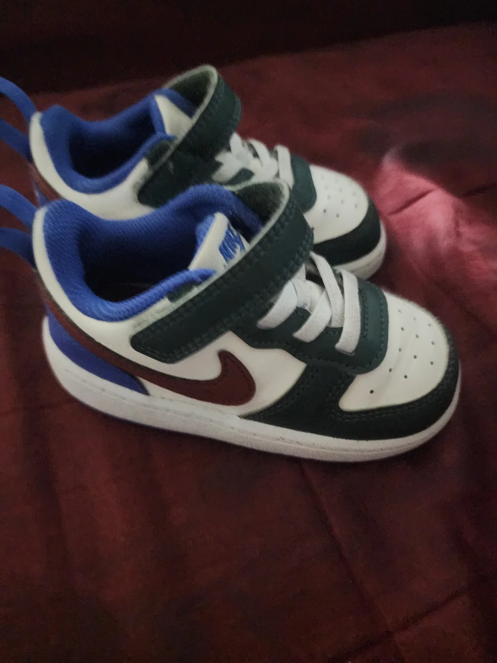 Nike Dunks/Panda Baby/Little Kid Court Borough Low Sneakers LIKE NEW